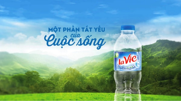 Nước Lavie cung cấp được lấy từ mạch nước ngầm thật chứa 6 khoáng chất 